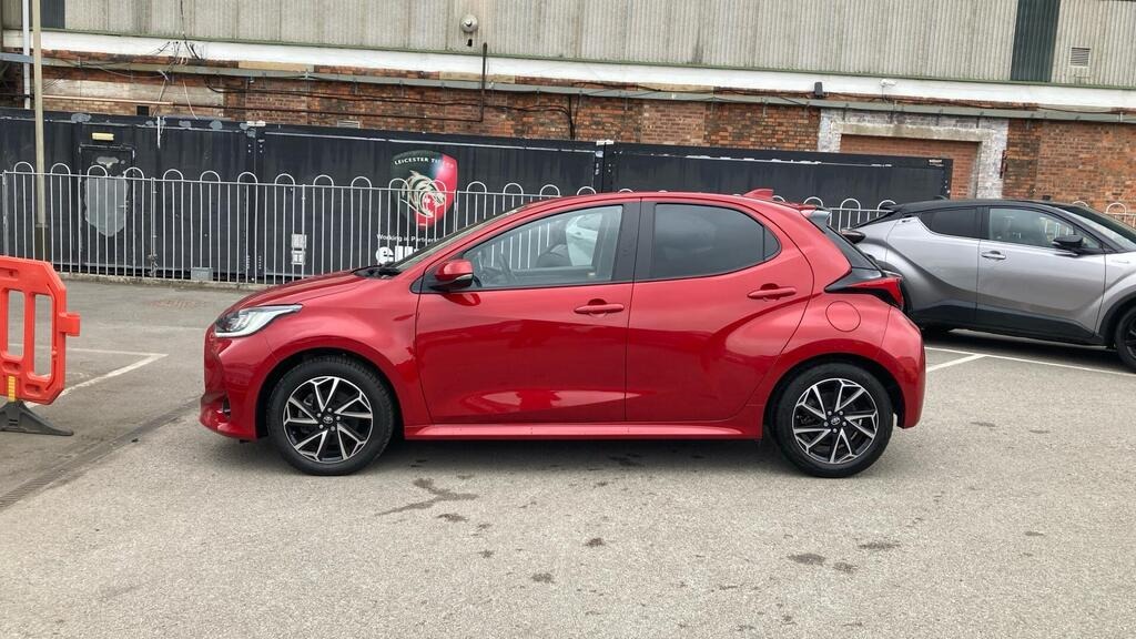 2022 Toyota Yaris 1.5 VVT-h Design E-CVT