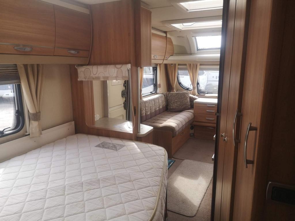 2011 Swift Challenger 570