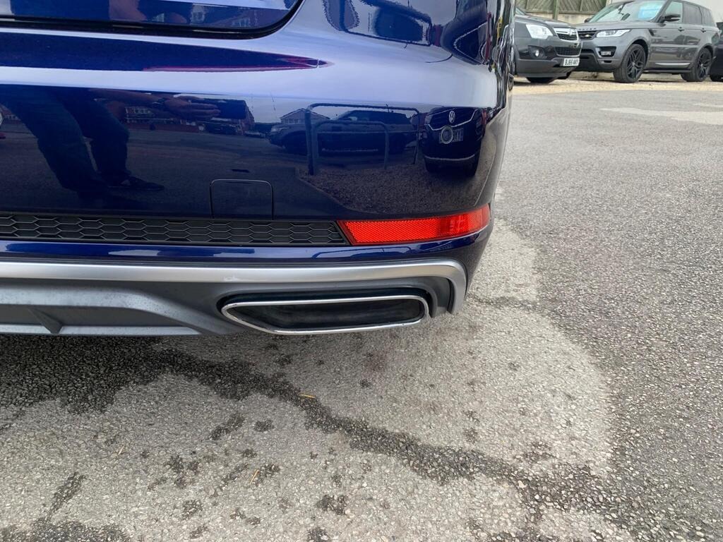 2019 Audi A4 2.0 TDI 40 S line S Tronic quattro