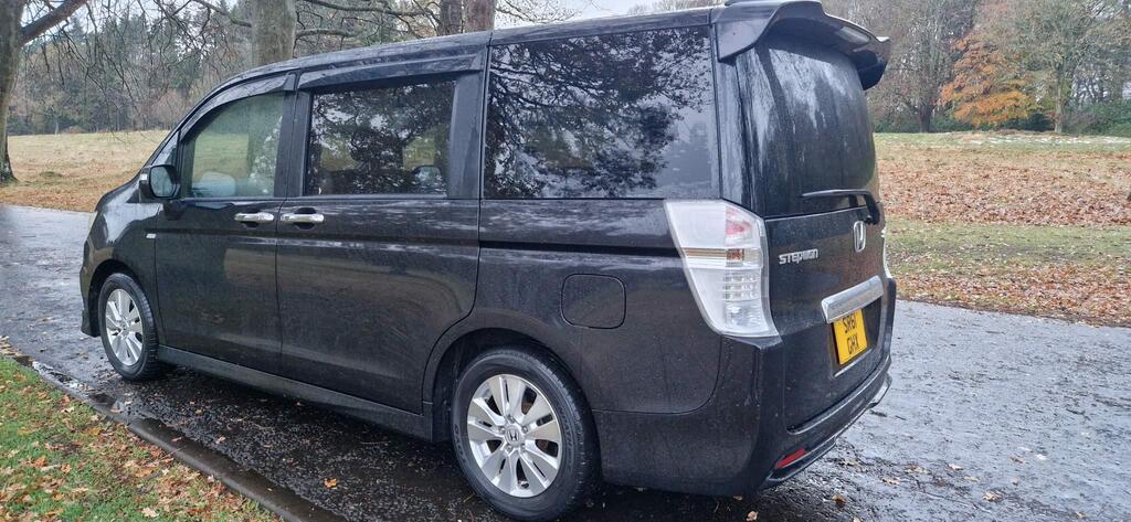 2011 Honda Stepwagon Spada 8