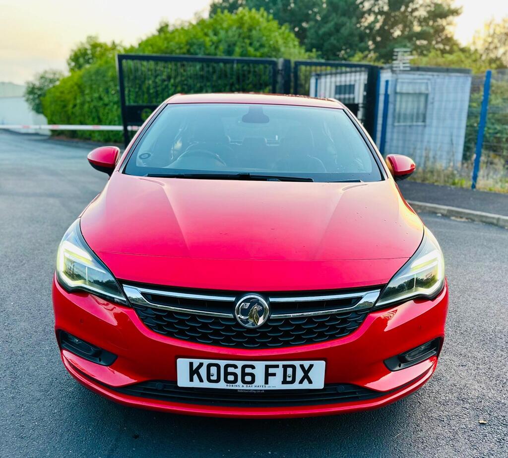 2017 Vauxhall Astra 1.4i Turbo Elite Nav Auto