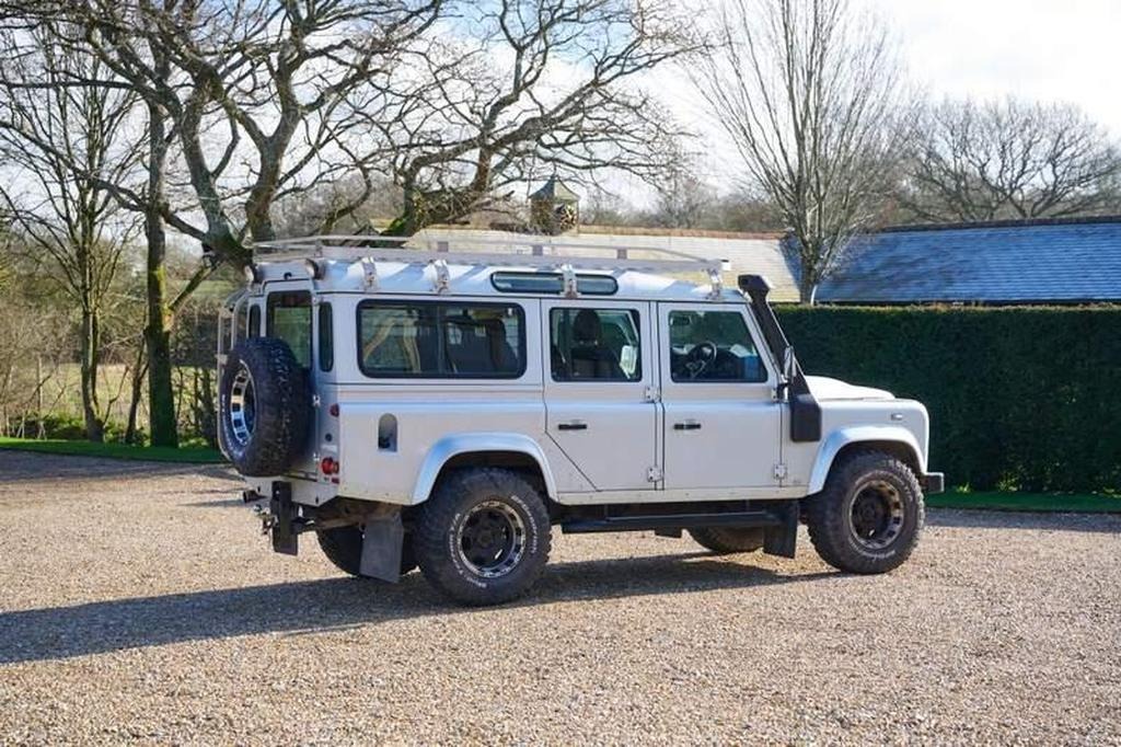 2009 Land Rover Defender 110 2.4 TDCi XS 4WD MWB