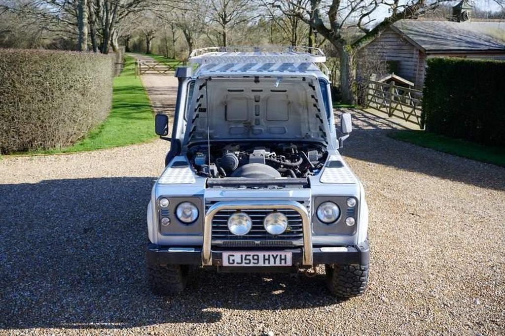 2009 Land Rover Defender 110 2.4 TDCi XS 4WD MWB