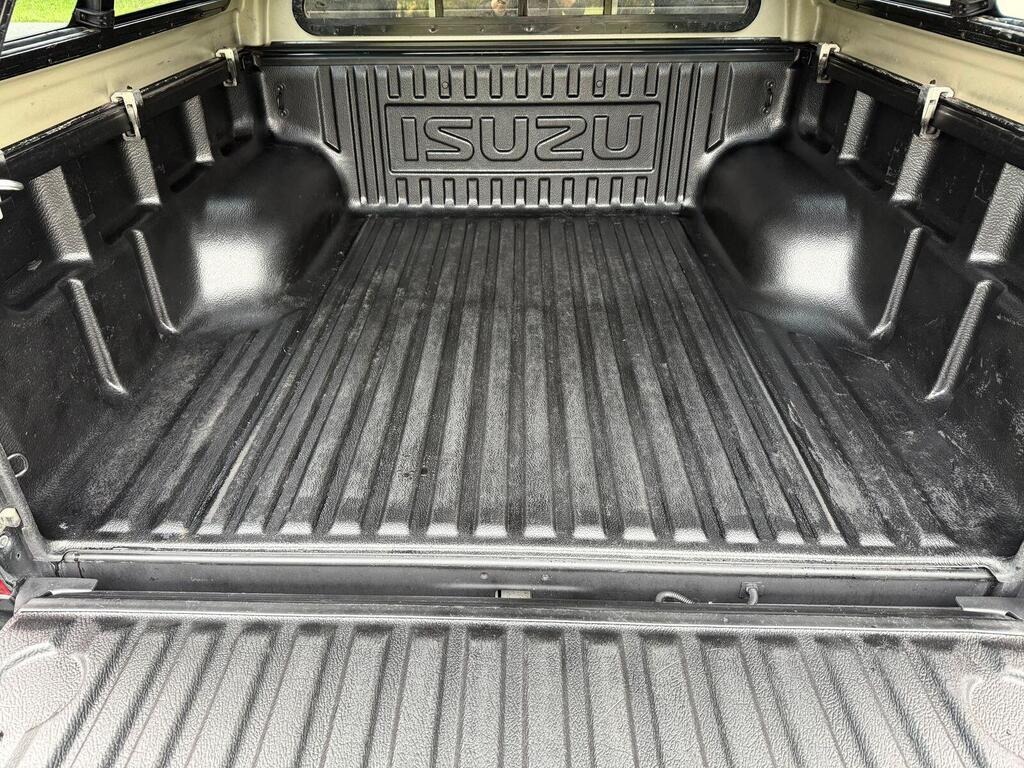 2019 Isuzu D-Max 1.9 TD Blade Pickup Double Cab 4dr Diesel Auto 4WD