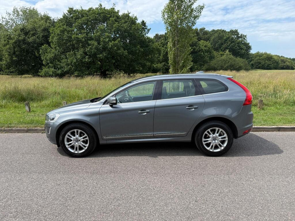 2015 Volvo XC602.4 D5 SE Lux Nav Auto AWD